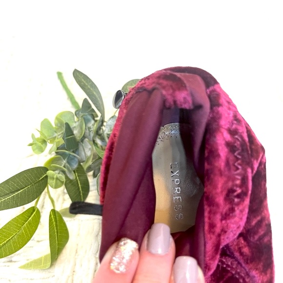 Velvet Express Booties Size 7 - Picture 5 of 5